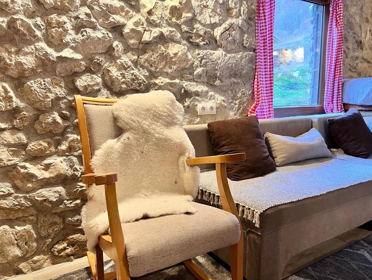 Stone Room-Kamena Soba Sipovo Exterior photo