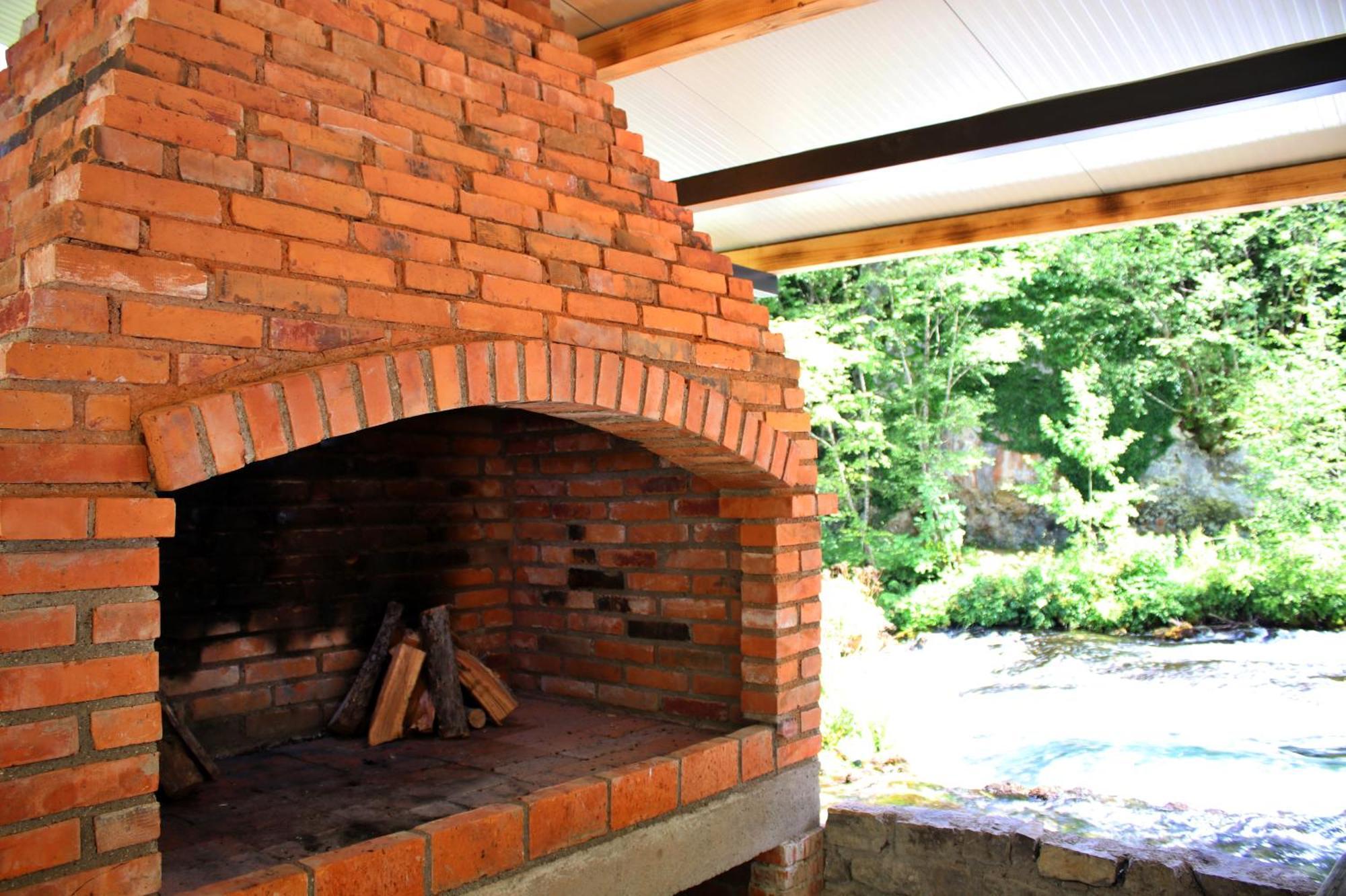 Stone Room-Kamena Soba Sipovo Exterior photo