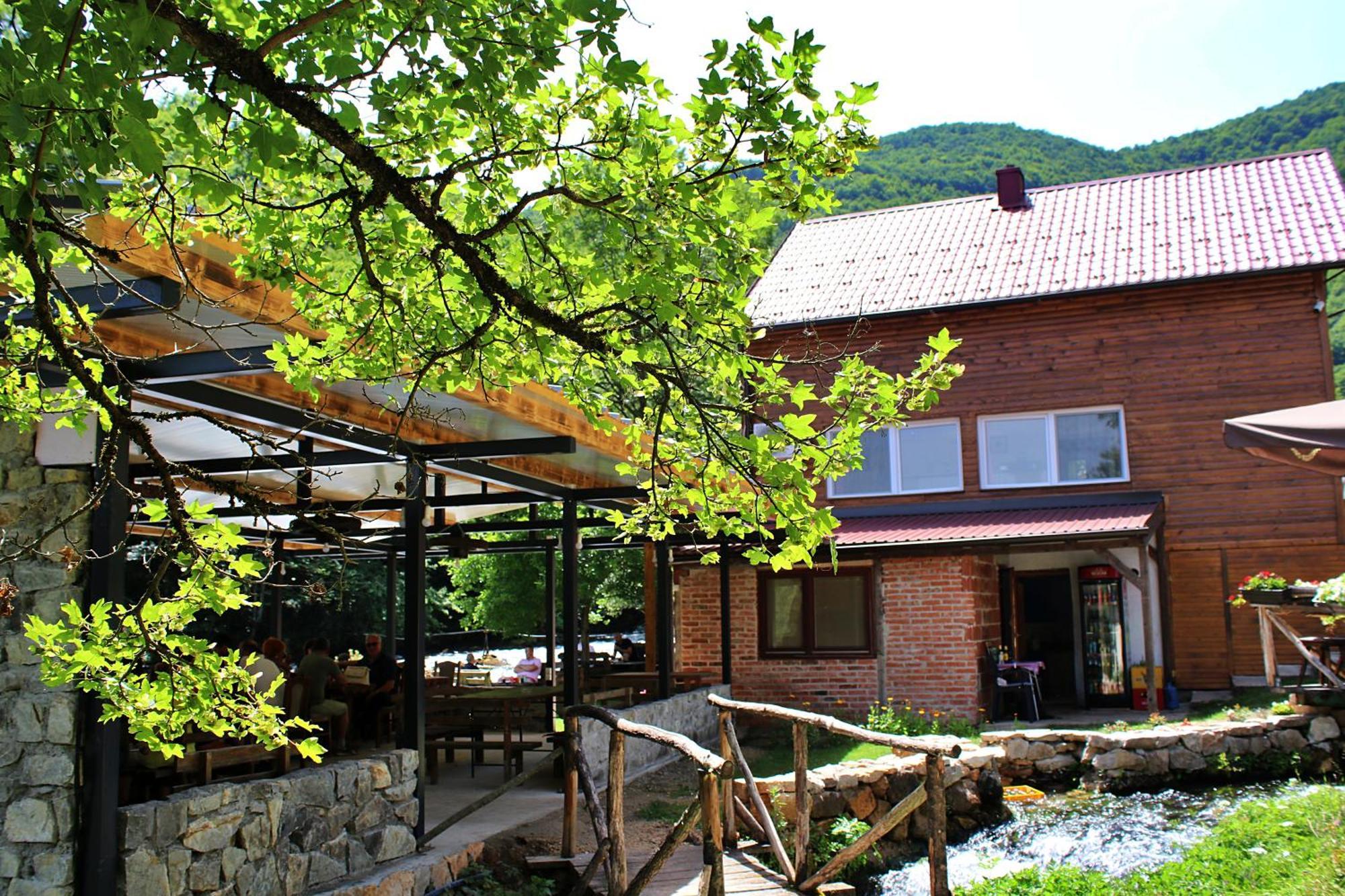 Stone Room-Kamena Soba Sipovo Exterior photo